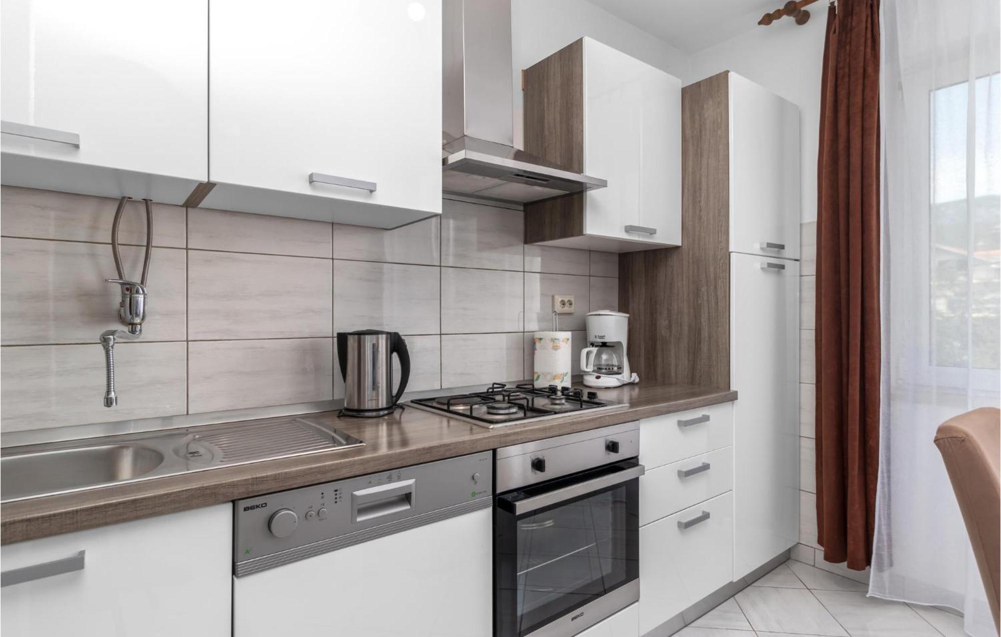 Nice Apartment In Jadranovo With Wifi Zewnętrze zdjęcie
